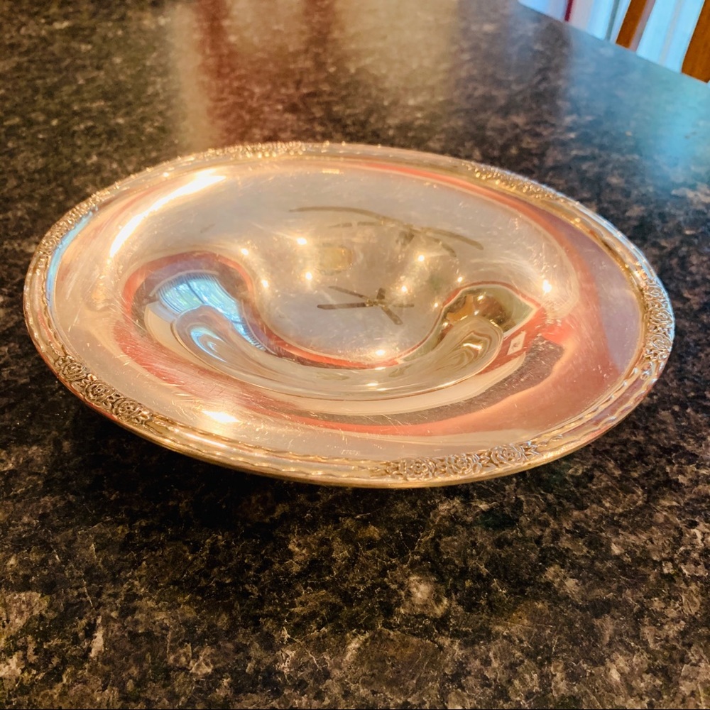 ❌SOLD❌ Camille international silver company Bon Bon dish